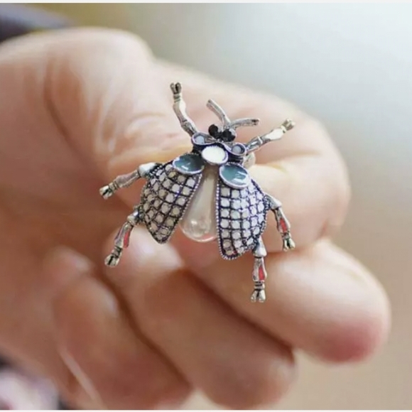 Silver plated blue pearl crystal ladybug necklace/brooch - Picture 9 of 14